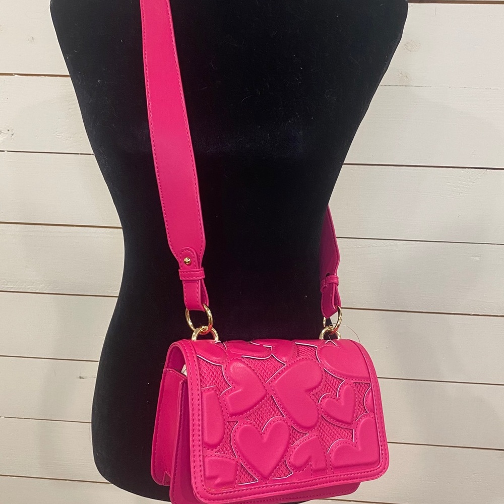 Sold Betsey Johnson Crossbody Bachelor of Hearts - Picture 3 of 6
